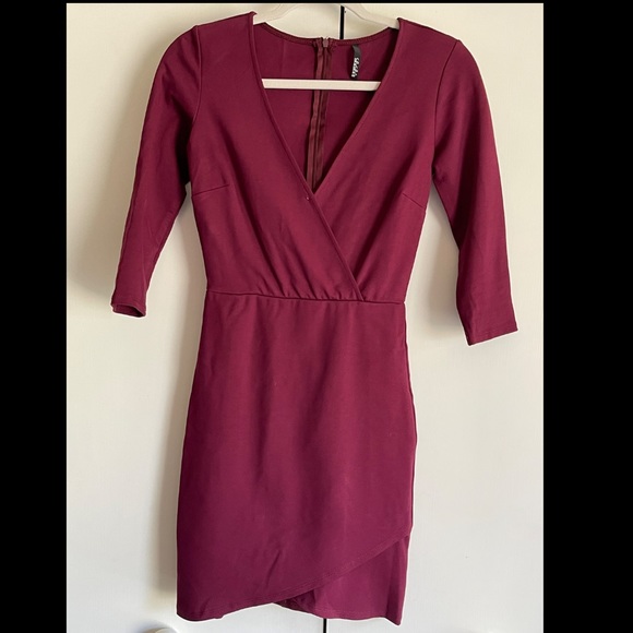 Lean into it Burgundy Dress - Picture 4 of 4